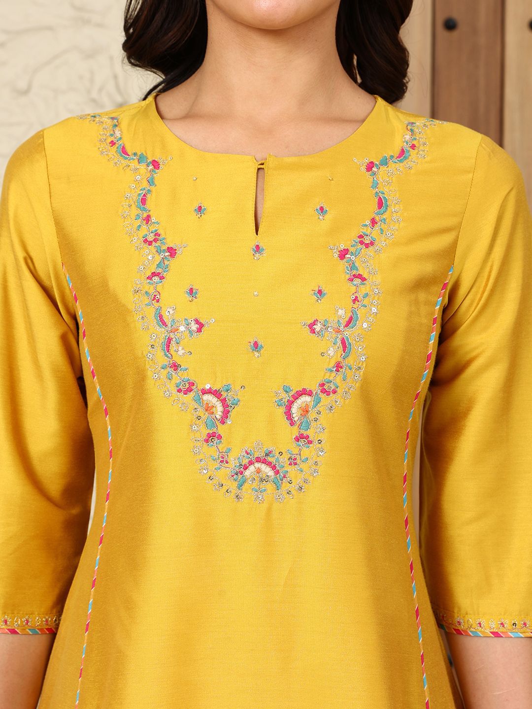 W Women Flared Sleeves Mirror Work Kurta
