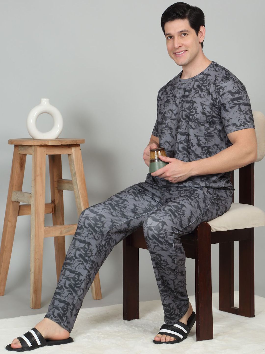 Sweet Dreams Men Abstract Printed Night suit