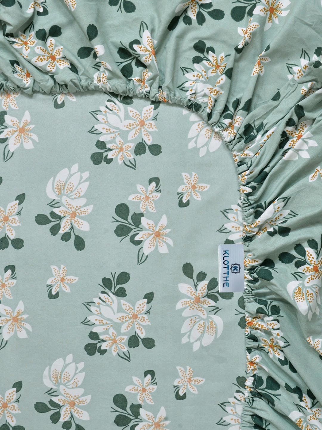 KLOTTHE Green Floral 300 TC Cotton Blend Dilengkapi Cadar Katil Double dengan 2 Sarung Bantal