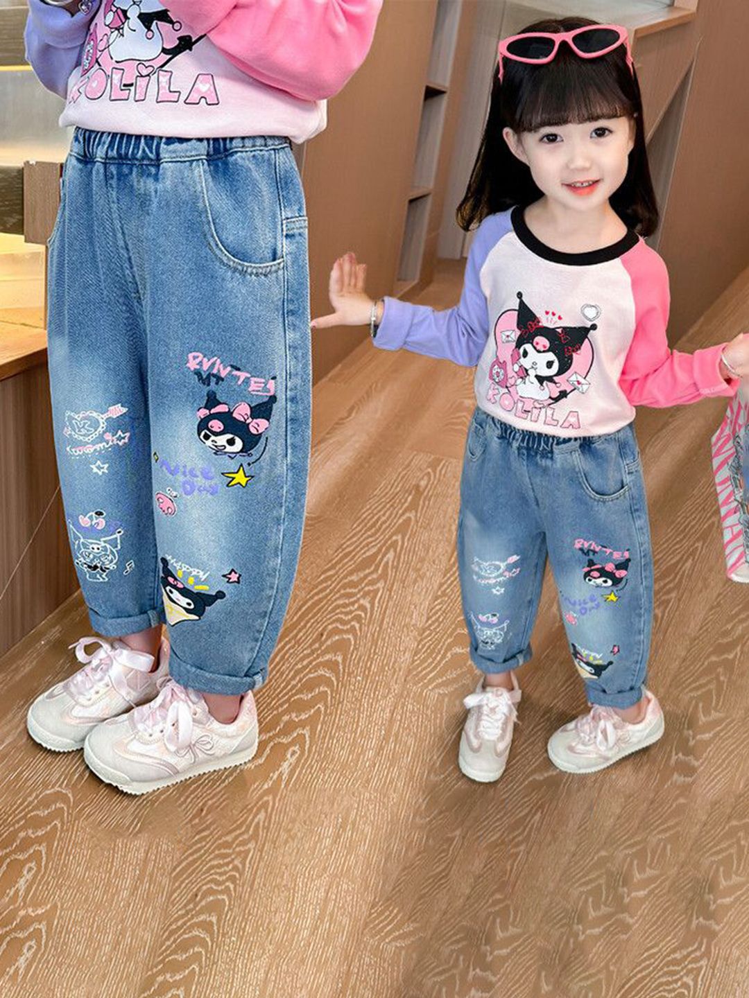 YK Girls Cotton Comfort Relaxed Fit High-Rise Light Fade Embellished Stretchable Jeans