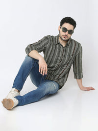 SPYKAR Men Slim Fit Opaque Striped Casual Shirt