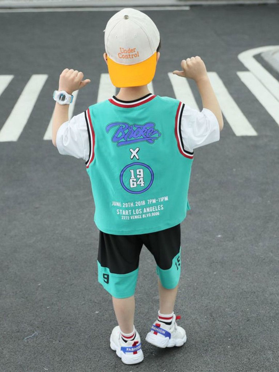 YK Boys Printed Round Neck Pure Cotton T-Shirt With Shorts