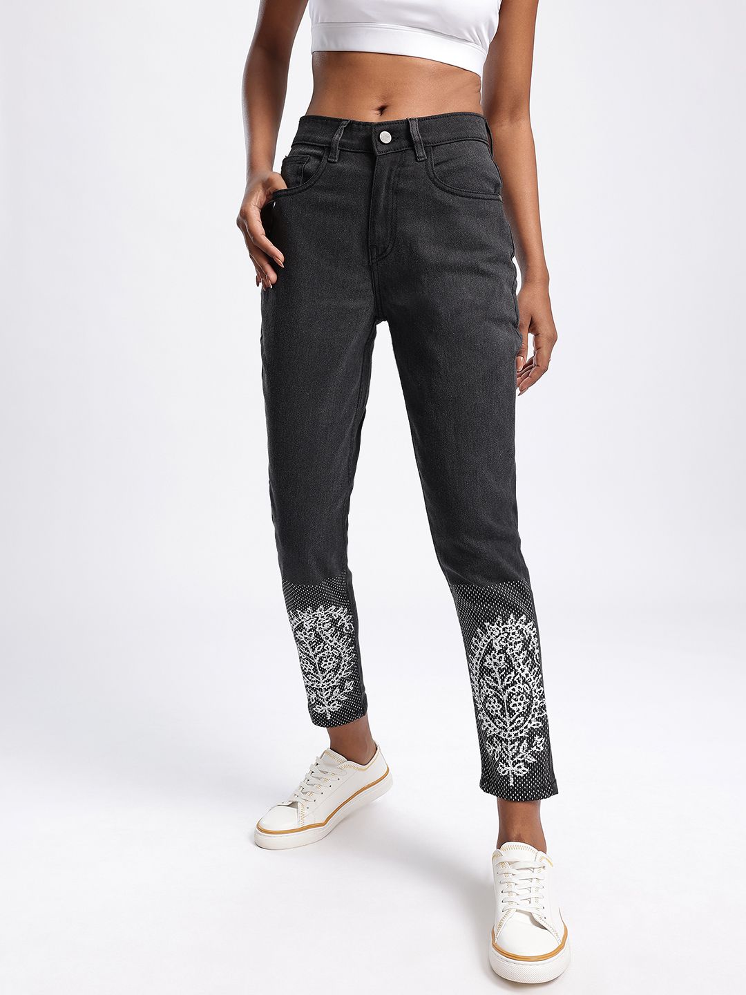 DressBerry Women Ethnic Play Printed Mom Fit Jeans