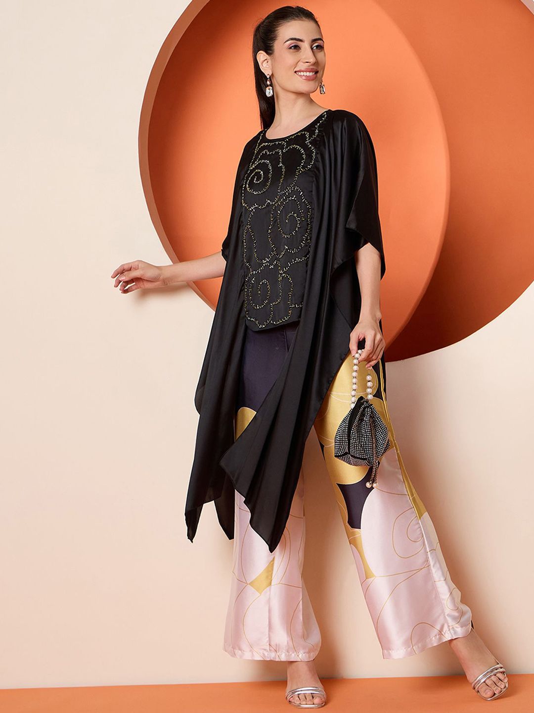 Antheaa Embellished Round Neck Short Sleeves Top & Trouser