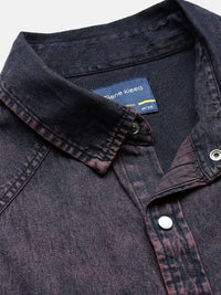 Bene Kleed Men Tinted Denim Sleeveless Shirt