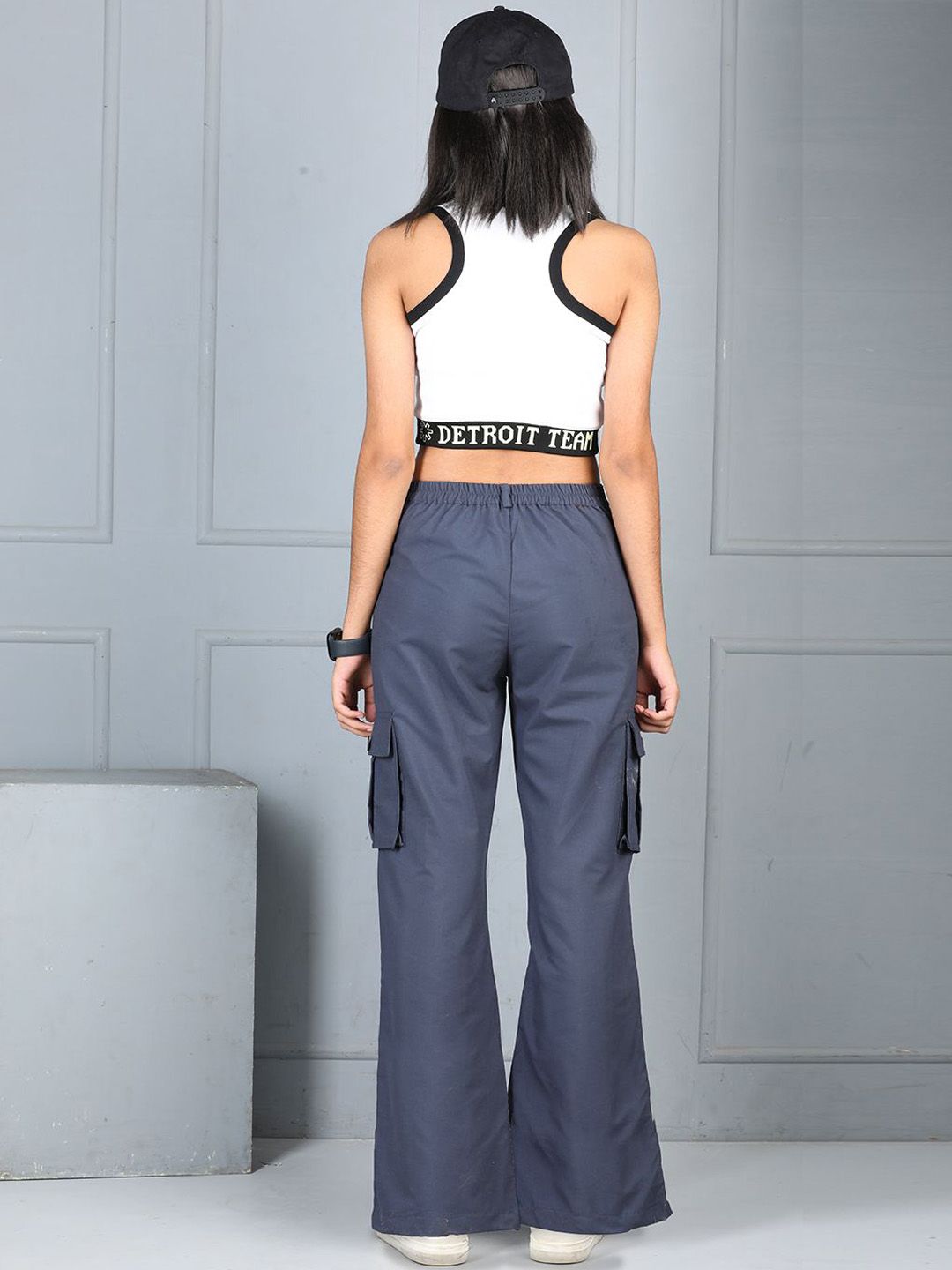 Cutiekins Girls Solid Mid-Rise Cargos Trousers