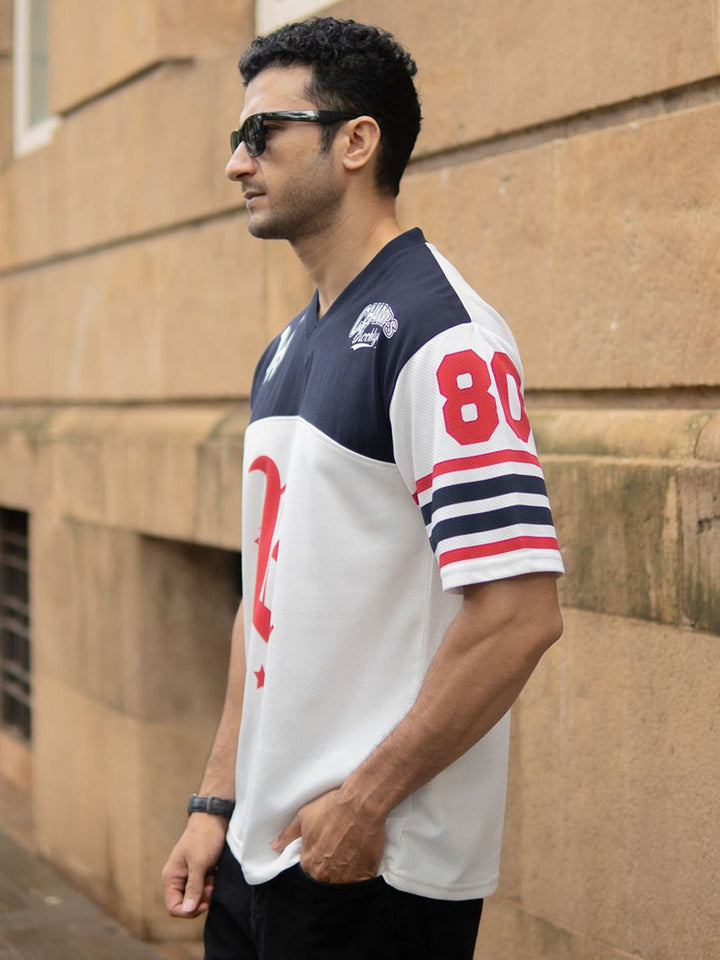 Powerlook Men Typography Printed V-Neck Drop-Shoulder Sleeves T-shirt