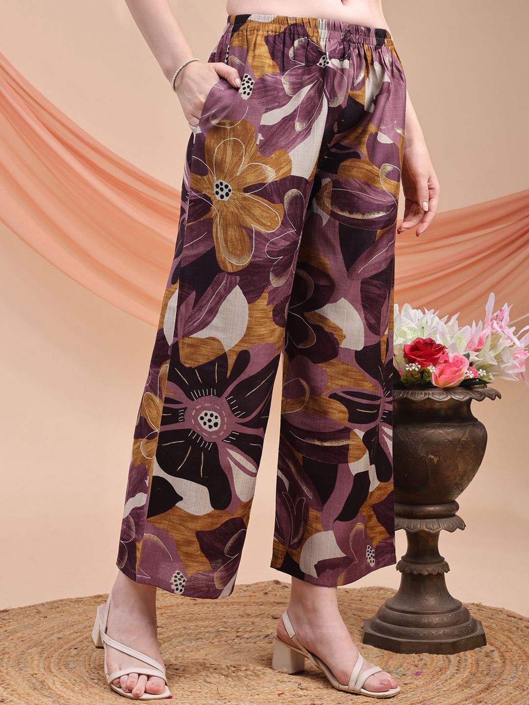 KALINI Women Floral Printed Regular Kurta with Palazzos