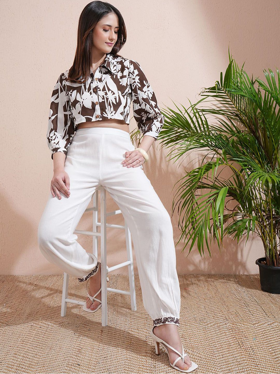 Vishudh Brown Printed Shirt collar Three-Quarter Sleeves Shirt With Trouser