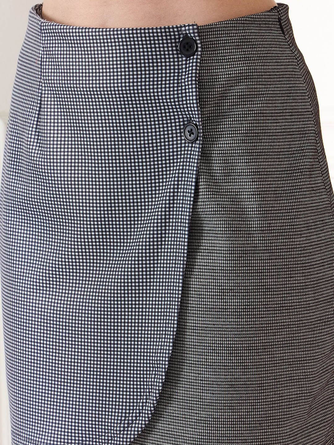 Berrylush Checked Long Sleeves Blazer & Skirt