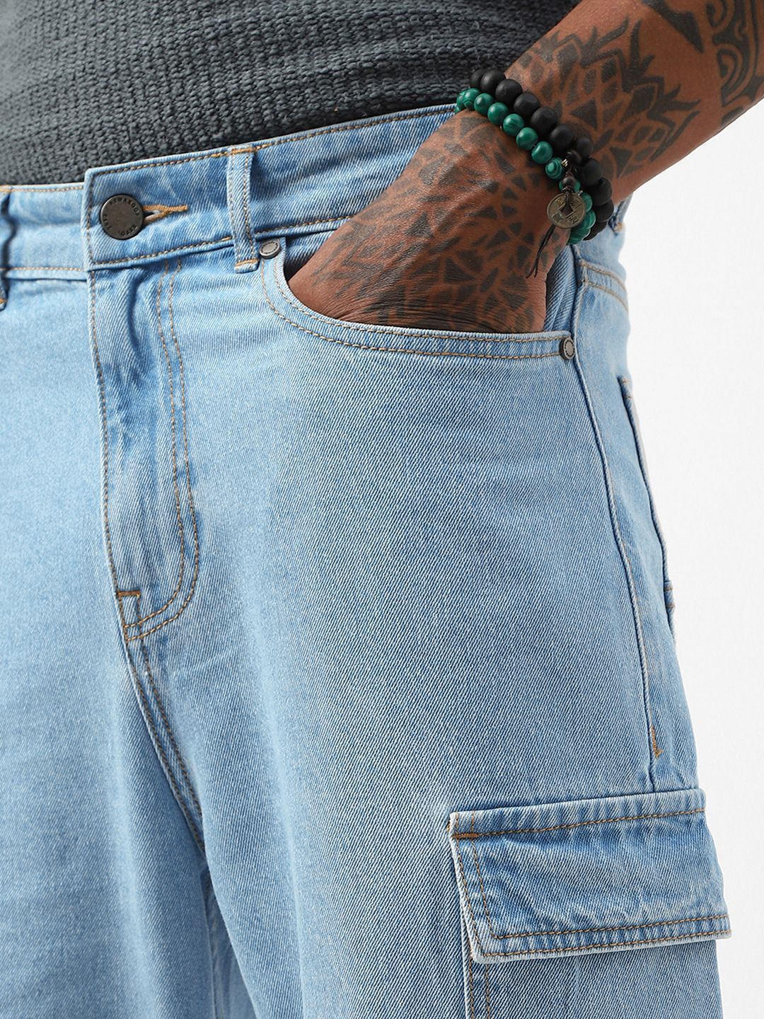 Bewakoof Men Straight Fit Mildly Distressed Jeans