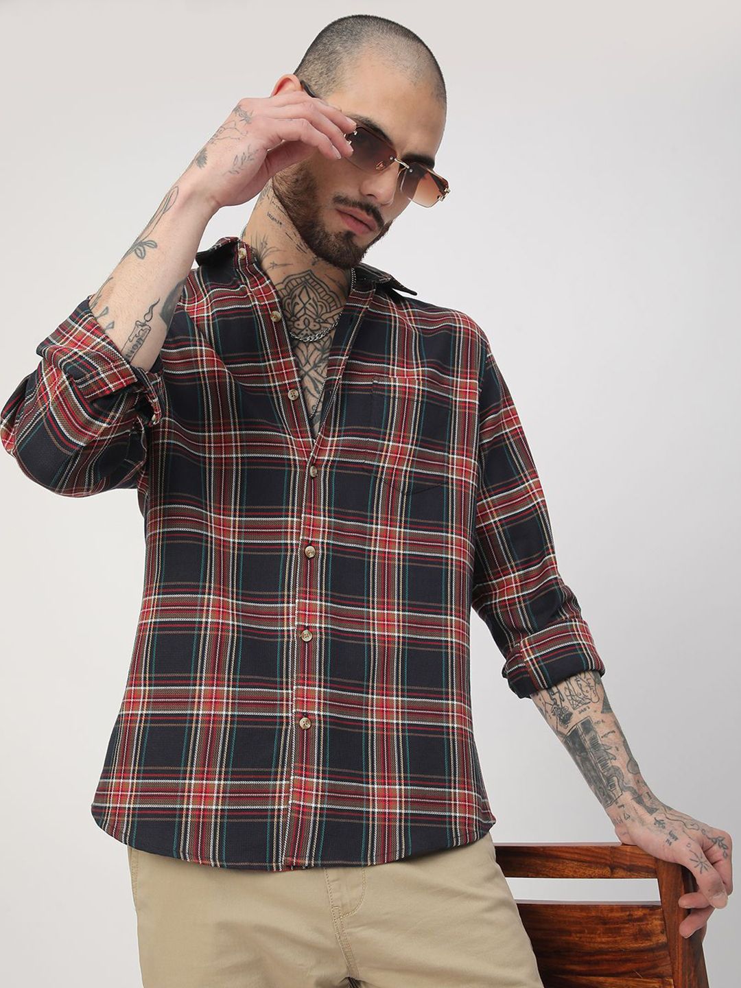 VASTRADO Men Classic Slim Fit Opaque Checked Casual Shirt