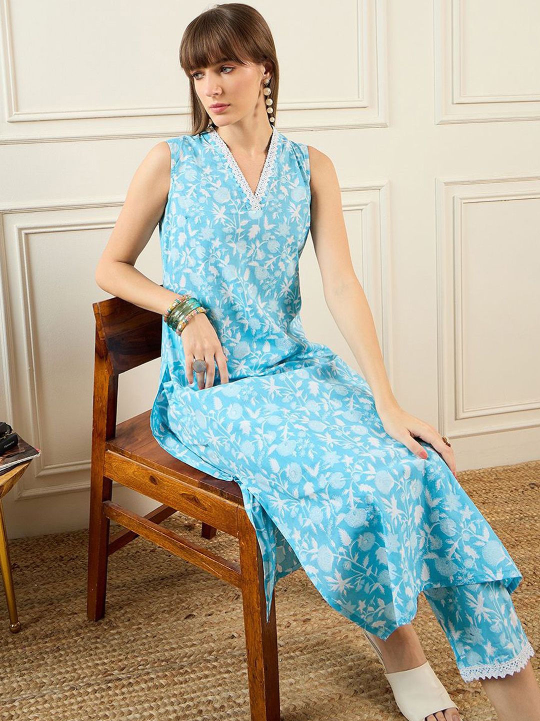 Indo Era Floral Printed V-Neck Pure Cotton Tunic & Trouser