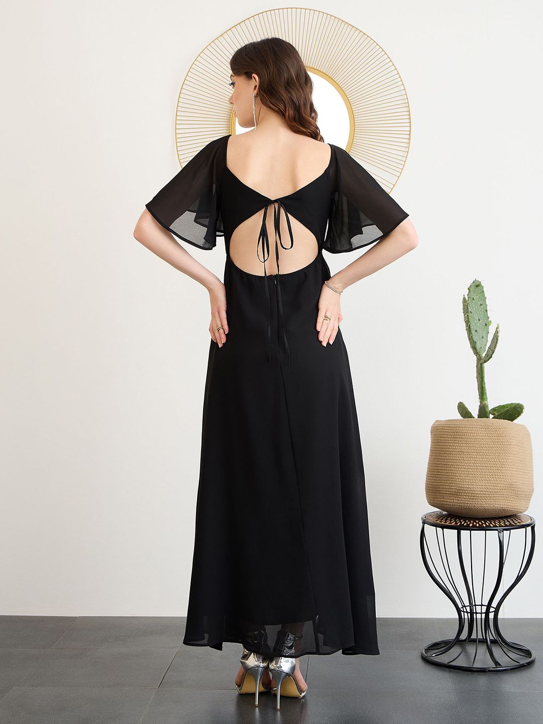 Berrylush Flutter Sleeve Georgette Maxi Dress