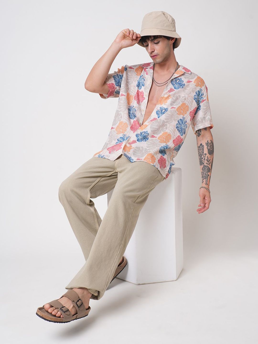 VASTRADO Men Classic Floral Opaque Printed Casual Shirt