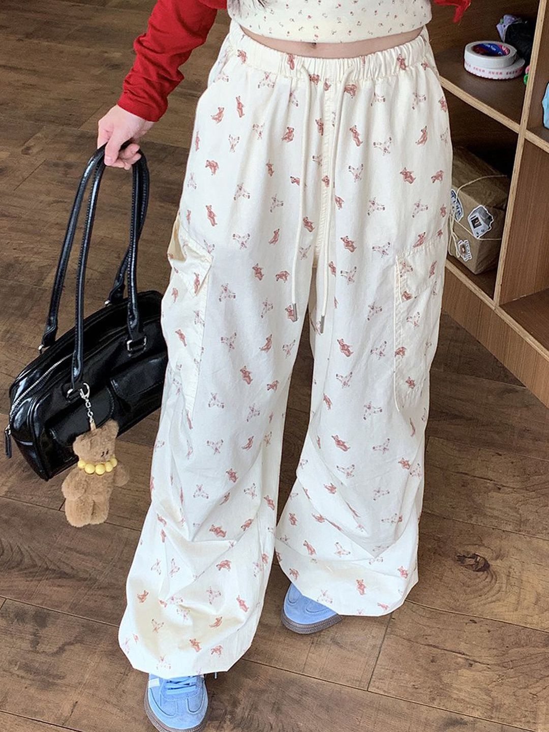 DressBerry Women Printed High-Rise Loose Fit Wide Leg Trousers