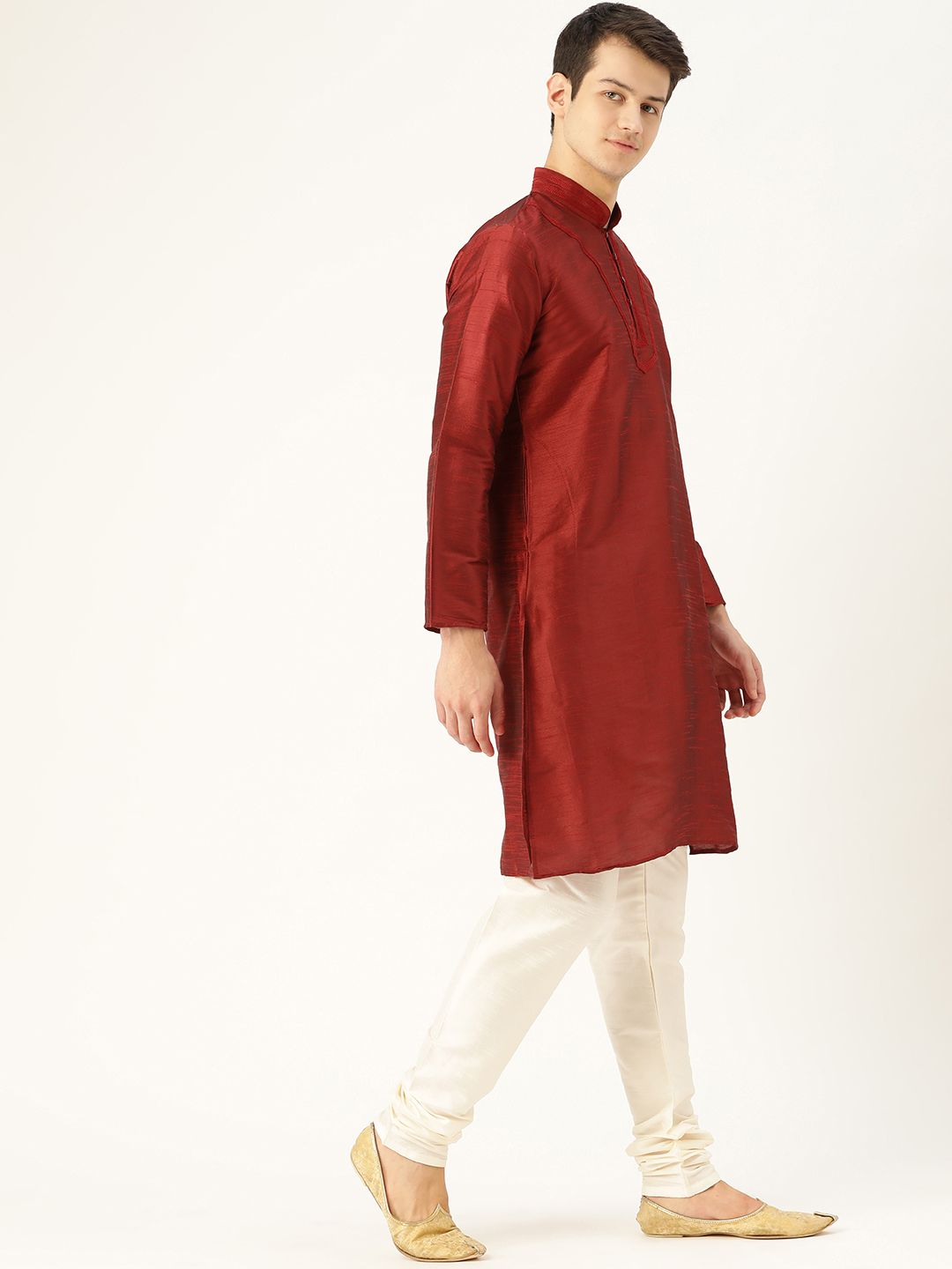 SOJANYA Men Maroon Solid Straight Kurta
