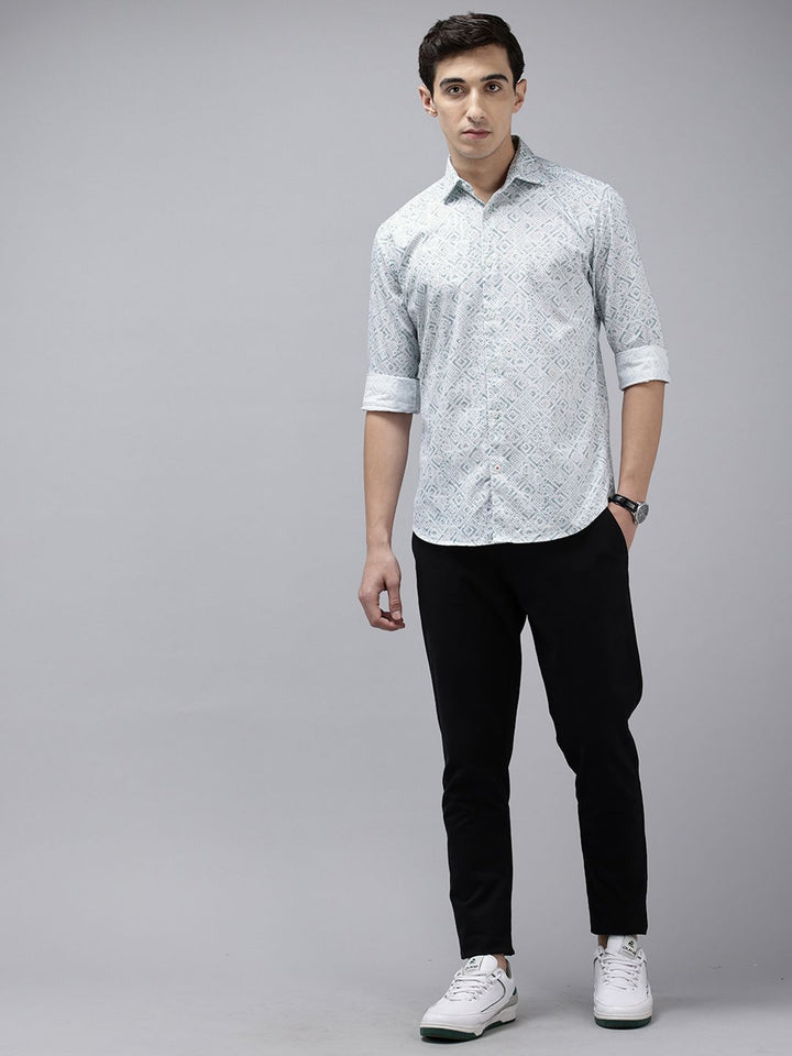 Park Avenue Pure Cotton Slim Fit Geometric Printed Casual Shirt