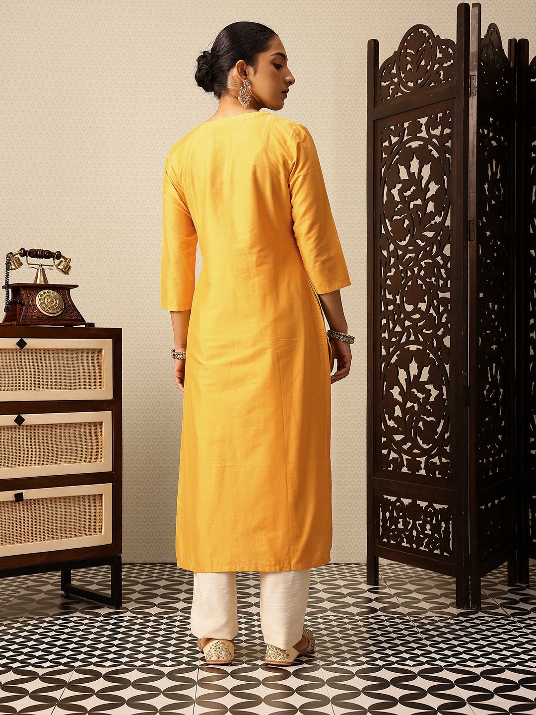 House of Pataudi V-Neck Embroidered Rozana Kurta
