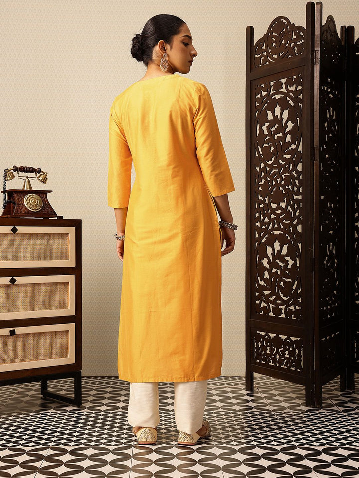 House of Pataudi V-Neck Embroidered Rozana Kurta