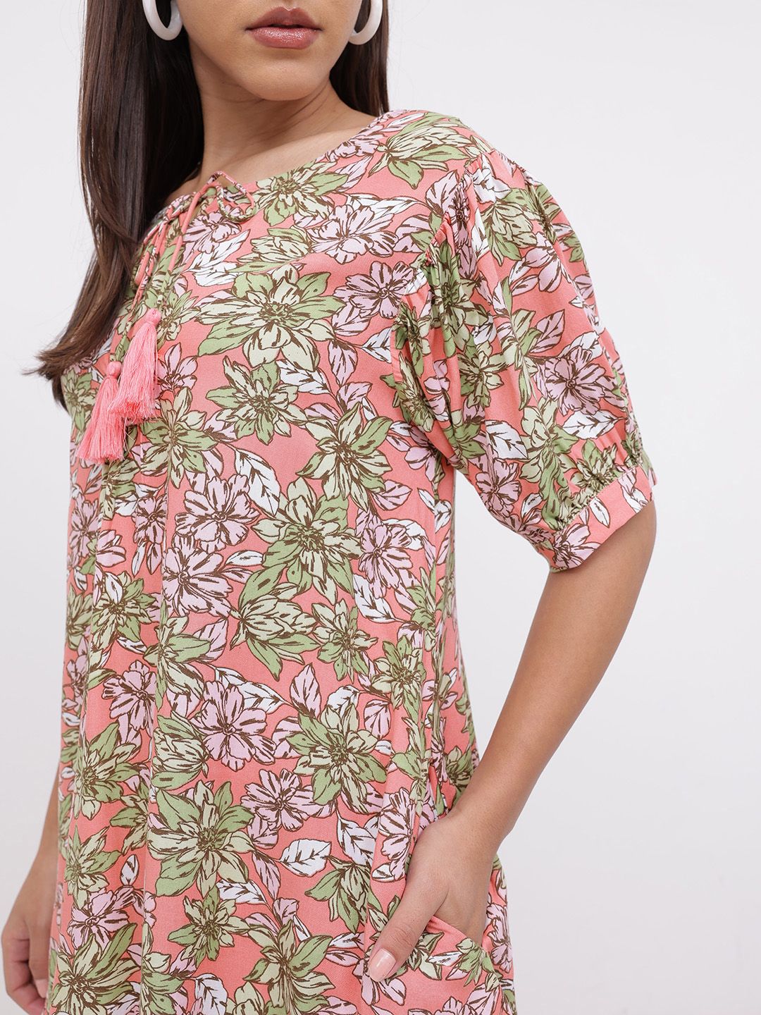 DressBerry Vibrant Blooms Floral Printed Tie-Up Neck A-line Dress