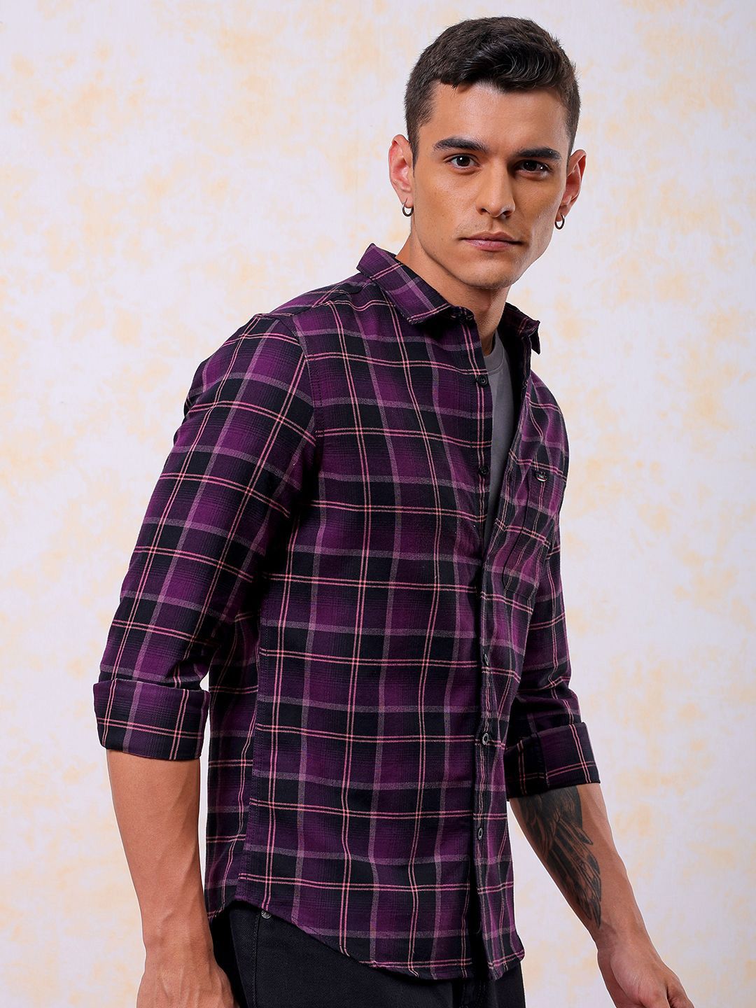 The Indian Garage Co Men Slim Fit Tartan Checked Cotton Casual Shirt