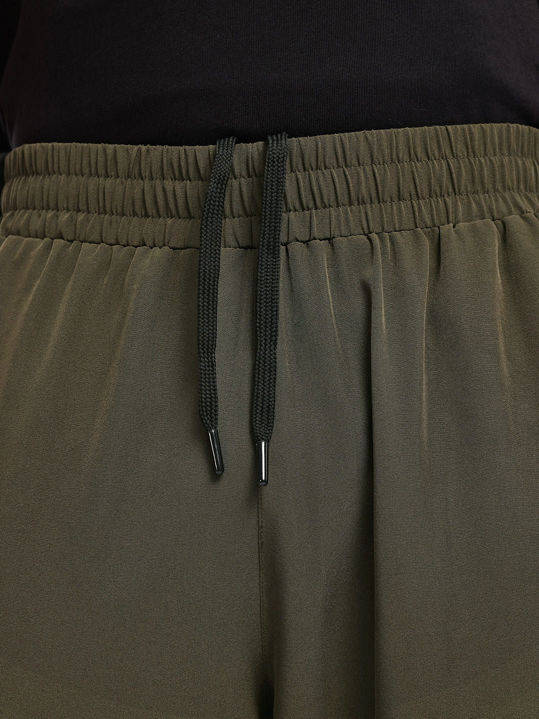 HRX by Hrithik Roshan Men Contrast Piping Lifestyle Joggers