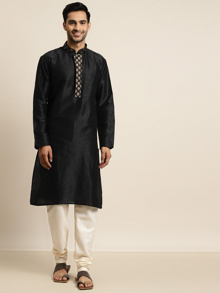 SOJANYA Lelaki Hitam Solid Kurta Lurus
