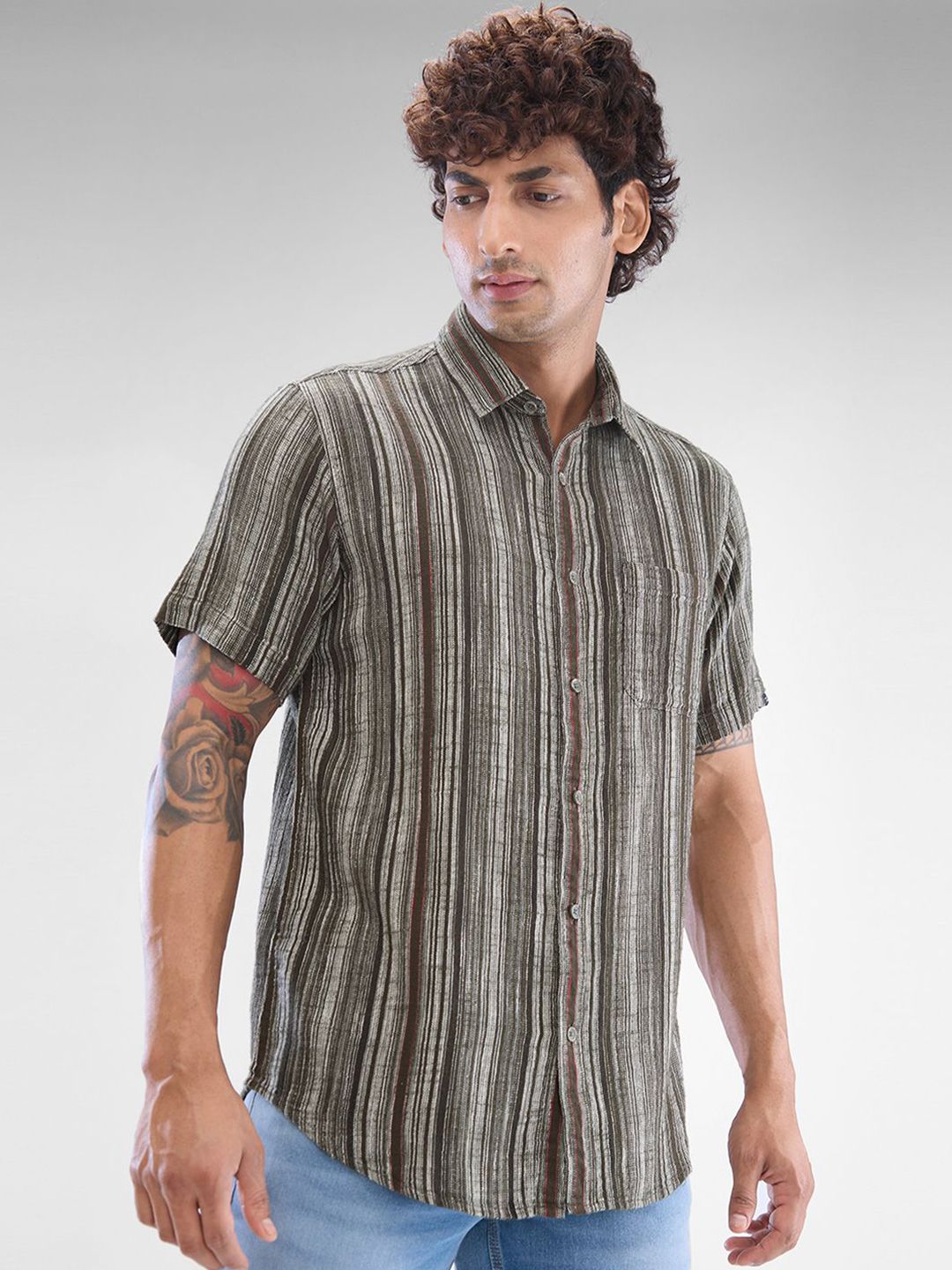SPYKAR Men Slim Fit Striped Casual Shirt
