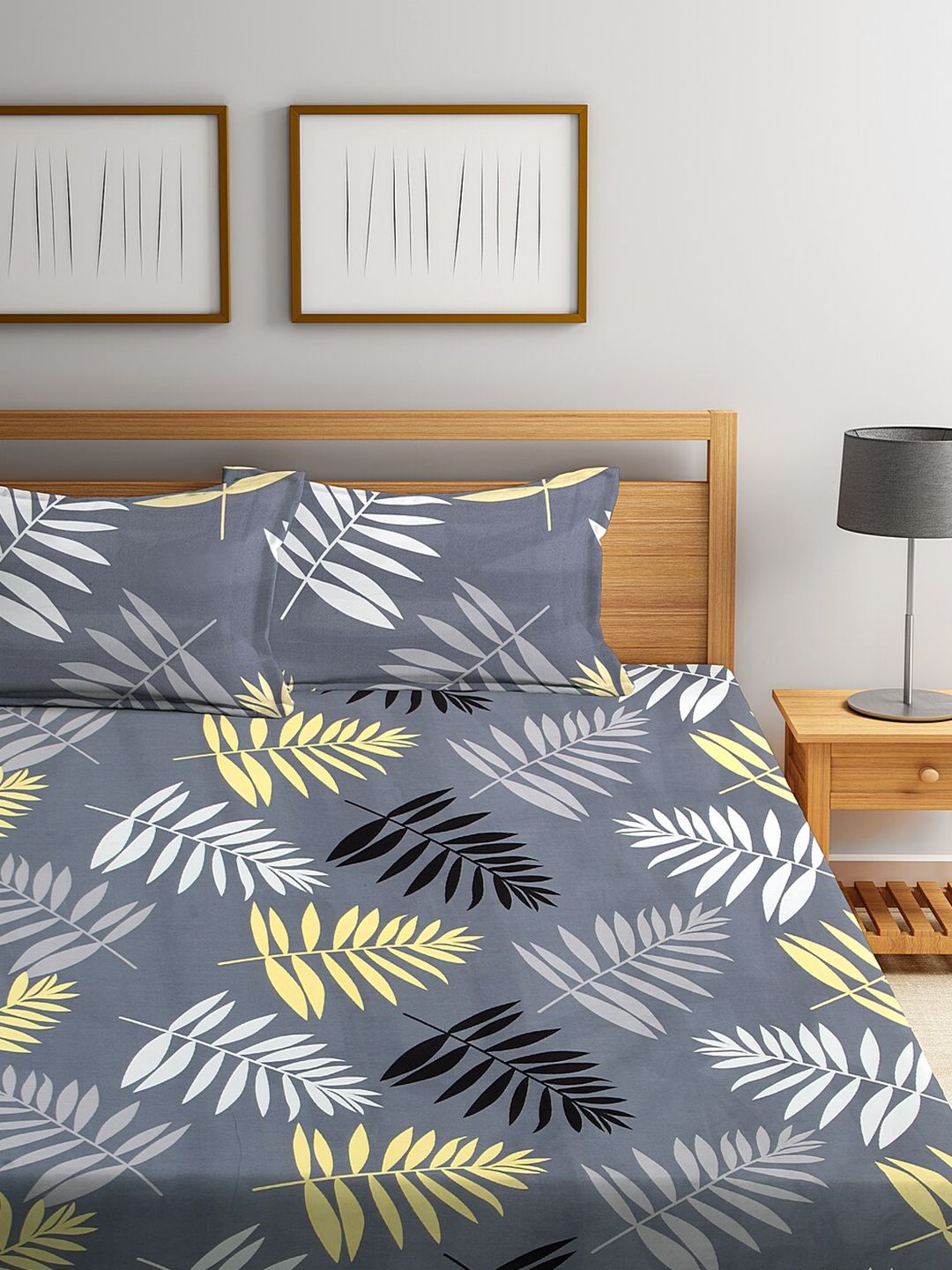 KLOTTHE Grey Abstract Polycotton 300 TC King Fine 2 Bedsheet with 4 Pillow Covers-98 x 83 inches