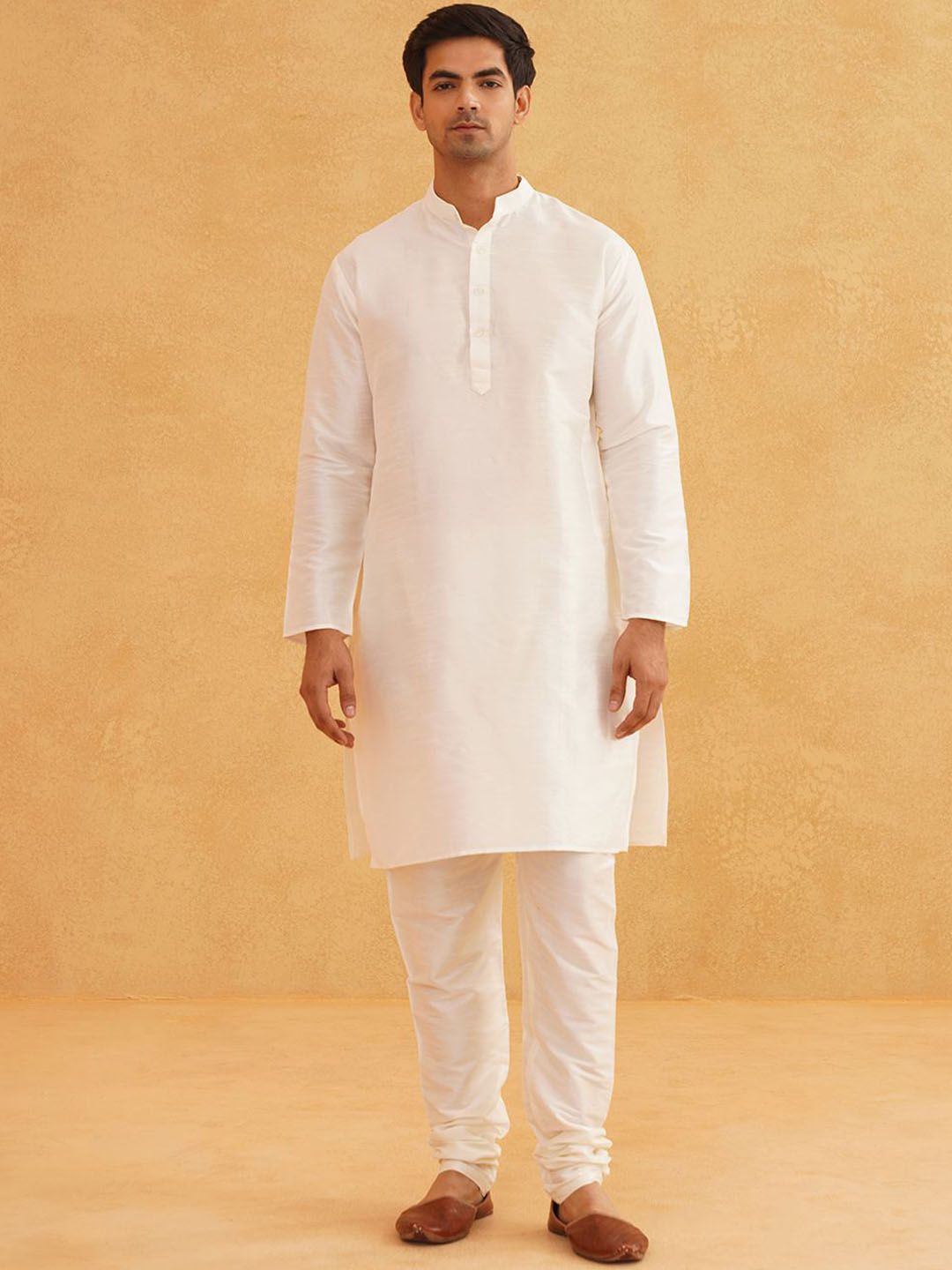 SOJANYA Kolar Band Lengan Panjang Kurta Biasa Dengan Churidar Dengan Jaket Nehru