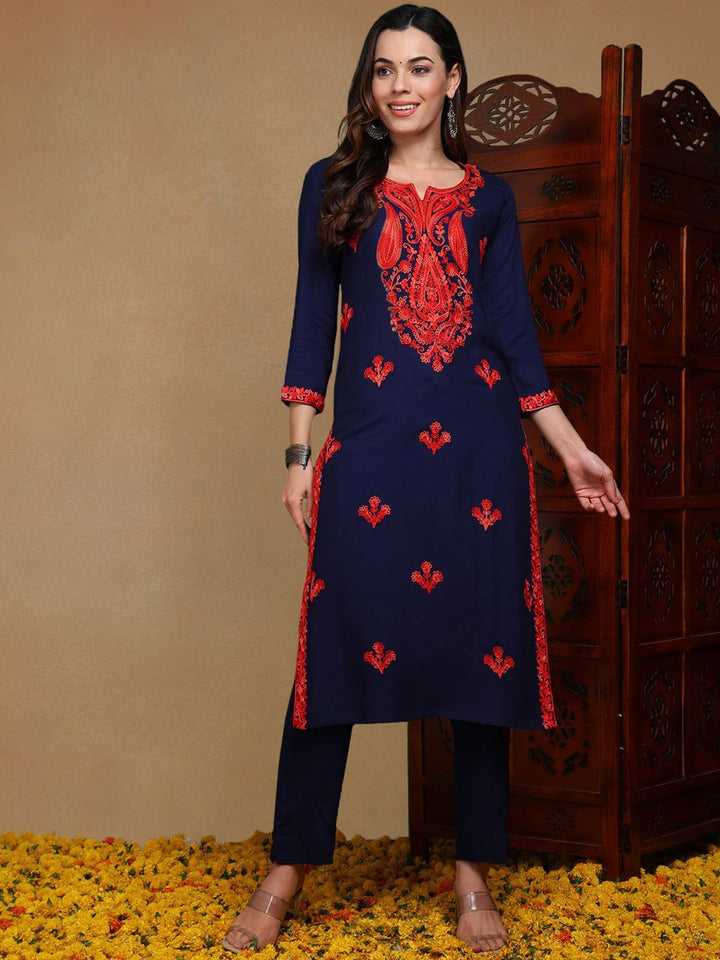 KALINI Ethnic Motifs Embroidered Thread Work Straigth Kurta