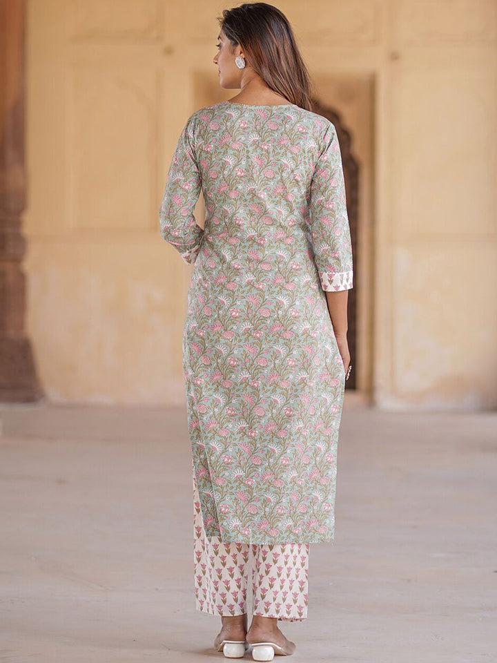 Kalini Floral Printed Pure Cotton Kurta dengan Seluar & Dupatta