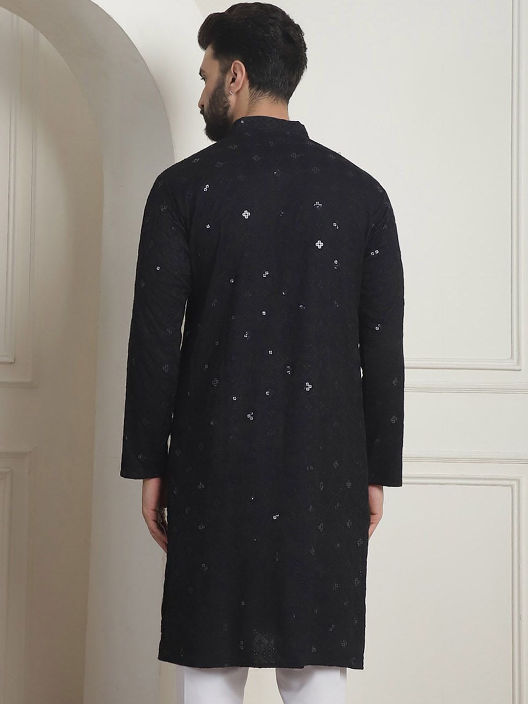 SOJANYA Mandarin Collar Thread Work Cotton Kurta