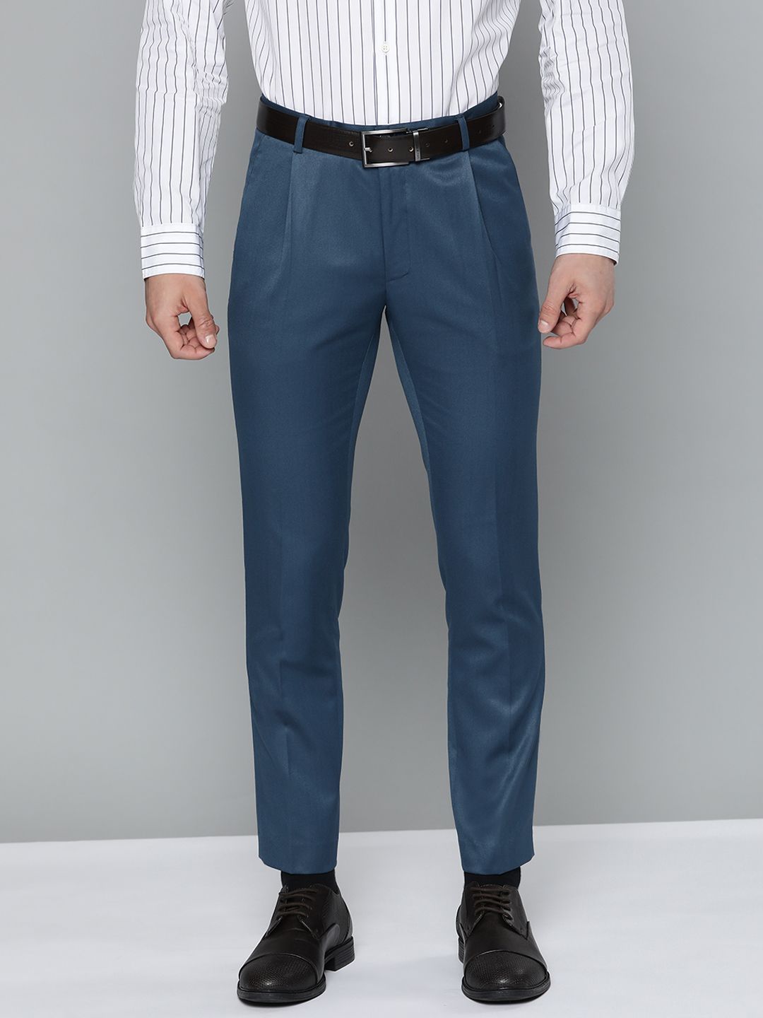 DENNISON Men Teal Blue Smart Tapered Fit Pleated Trousers