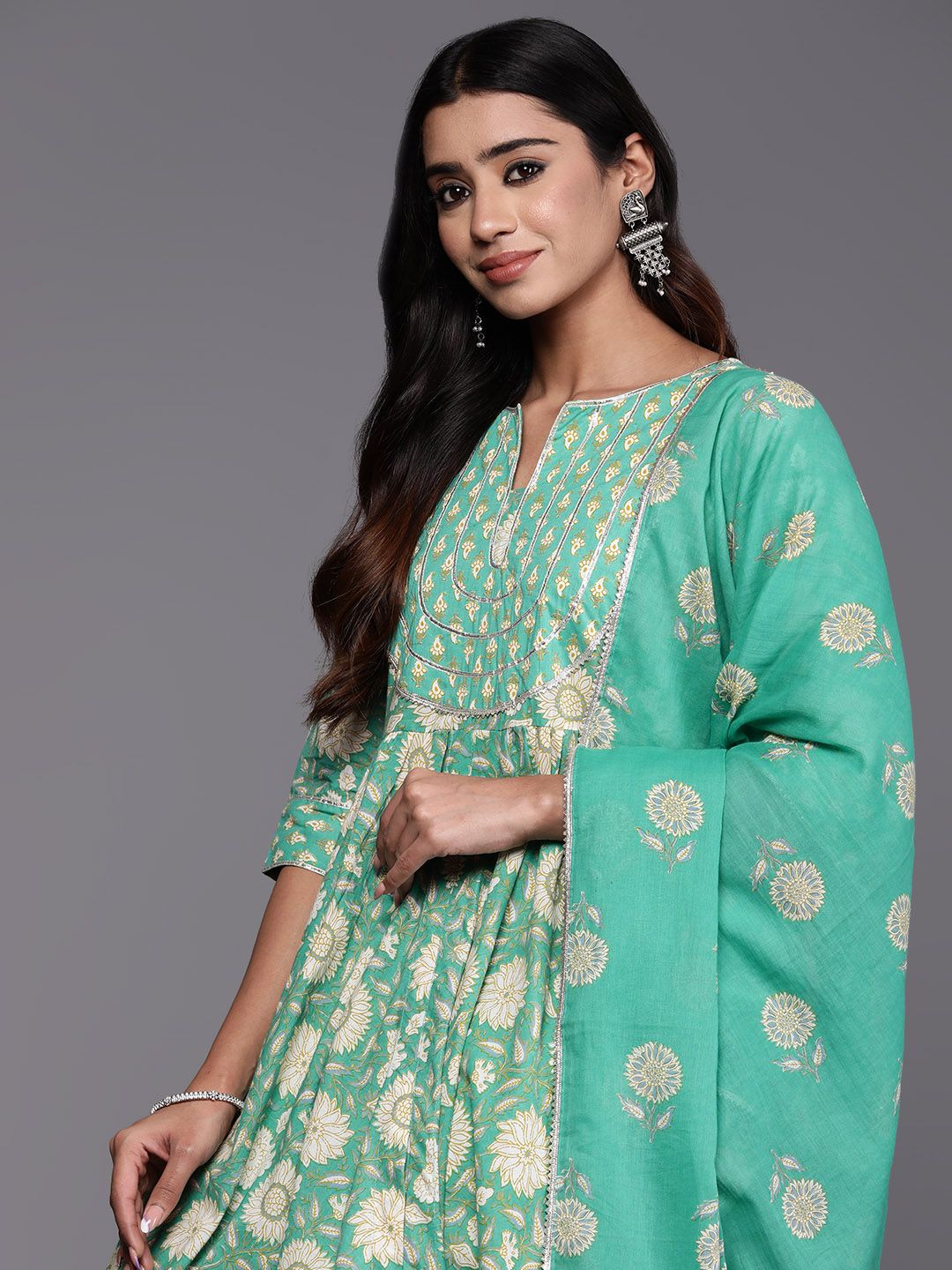 Libas Women Floral Yoke Design Empire Gotta Patti Pure Cotton Kurta Set