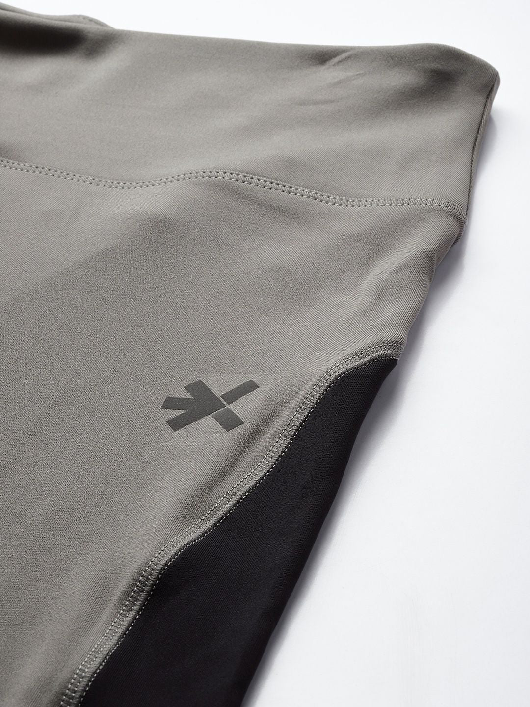 HRX by Hrithik Roshan Women Run On Cloudstrail Colorblocked Rapid Dry Running Tights