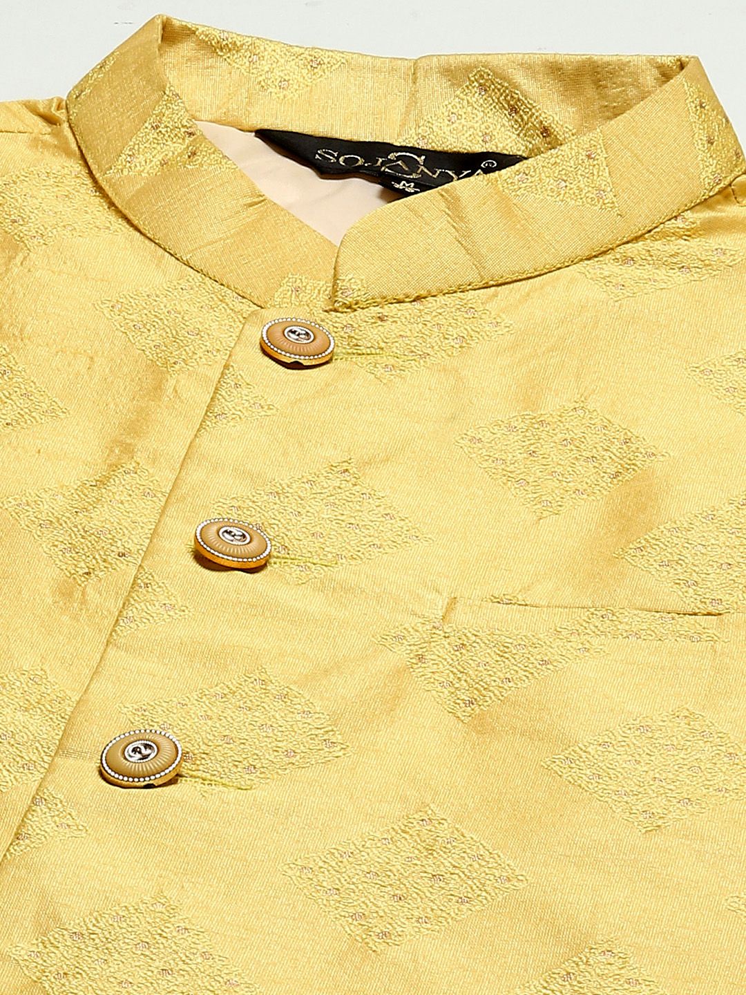 SOJANYA Men Black Kurta with Churidar