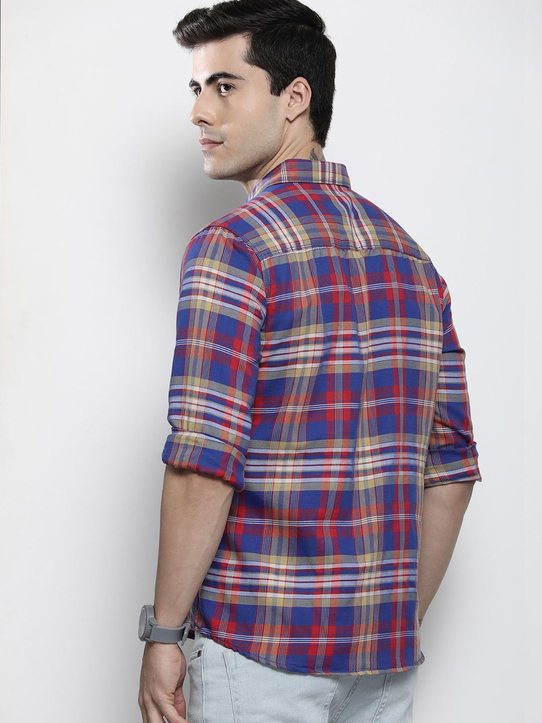 The Indian Garage Co Men Blue & Red Comfort Checked Casual Shirt