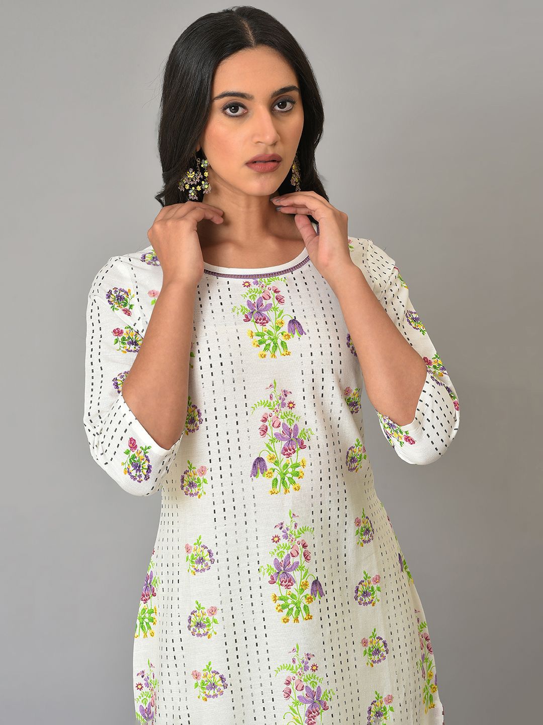 W Floral Printed Round Neck Cotton Straight Kurta