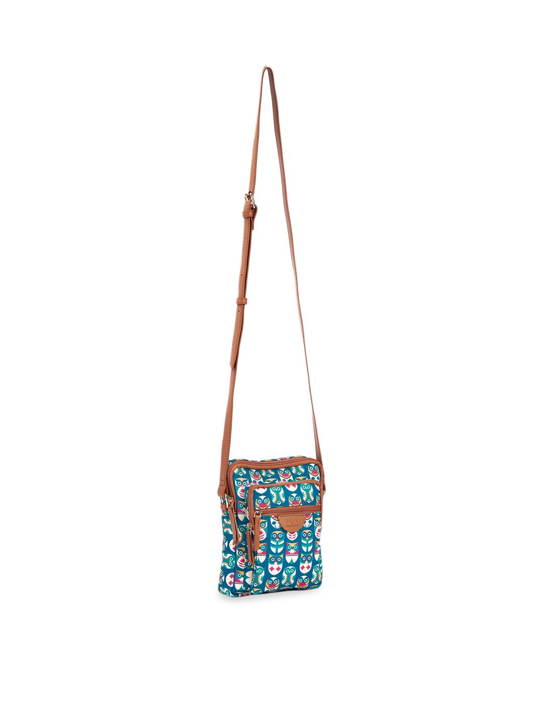 TEAL BY CHUMBAK Graphic Printed Sling Bag
