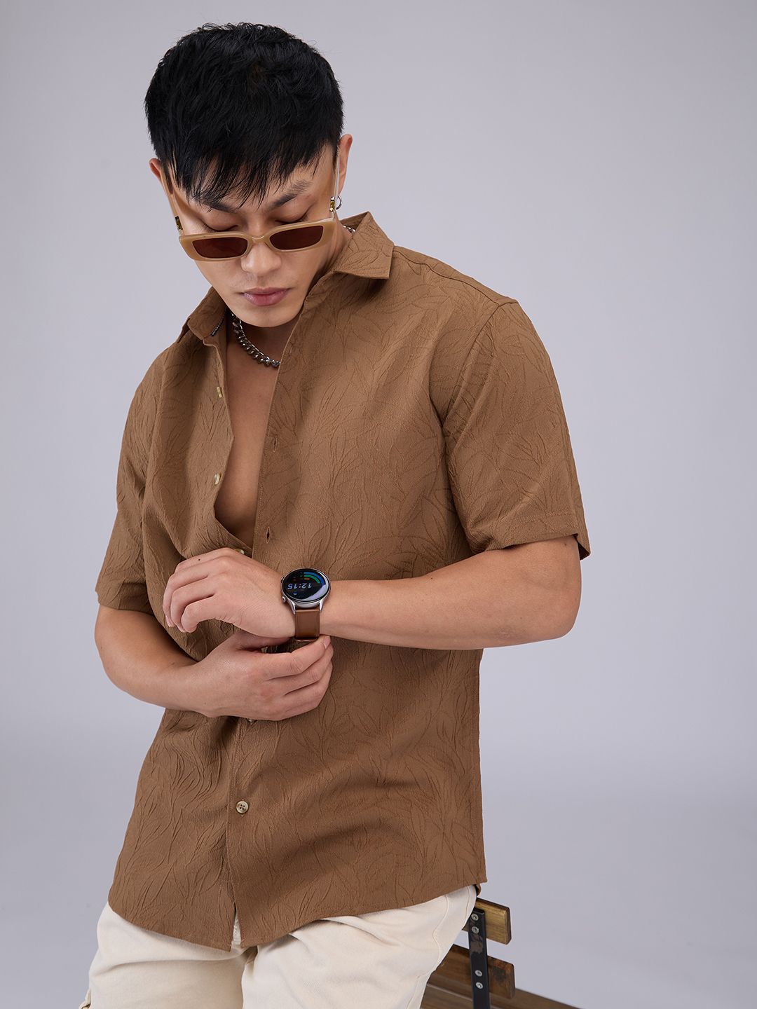 VASTRADO Men Classic Cutaway Collar Textured Slim Fit Casual Shirt