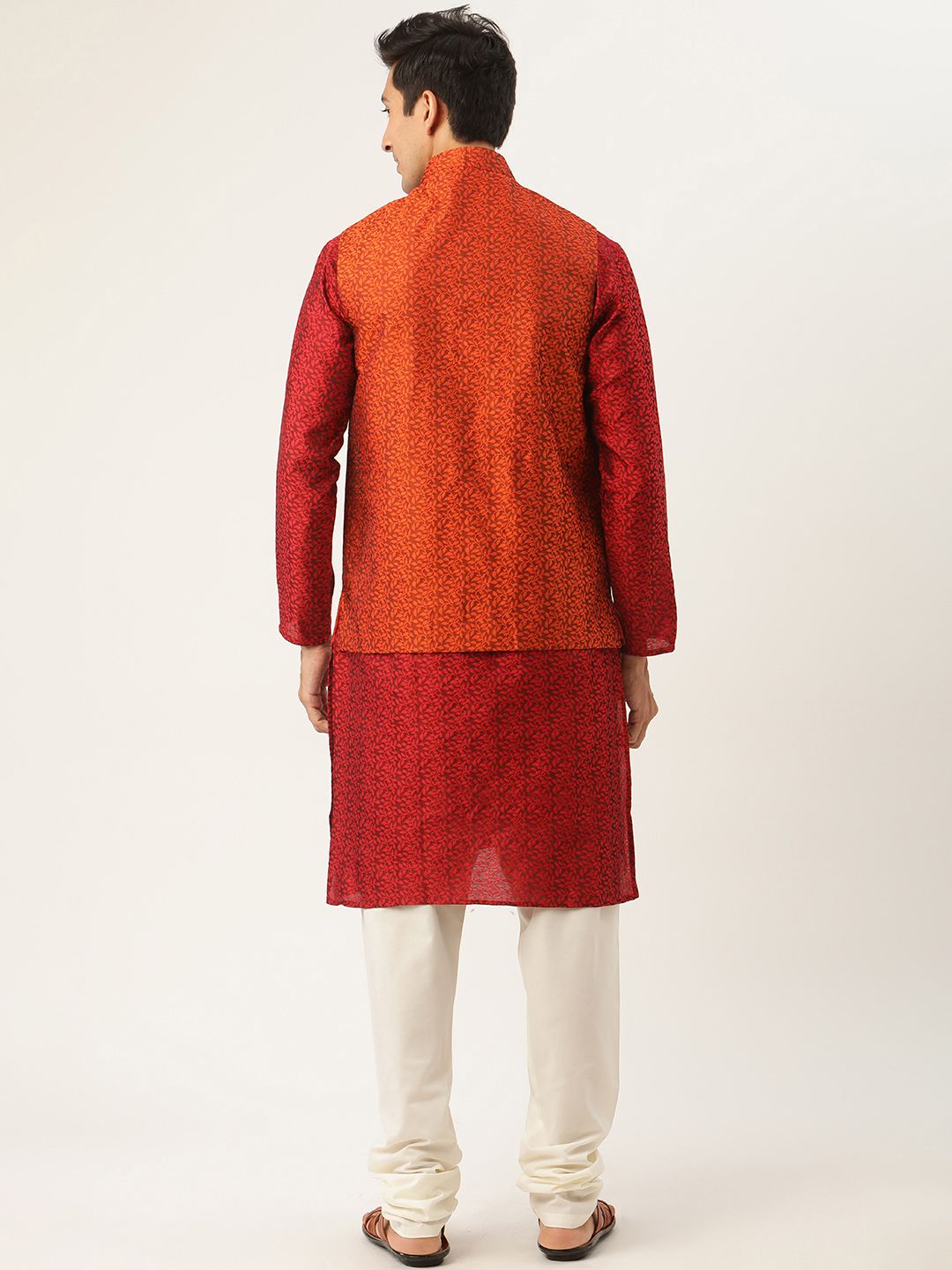 SOJANYA Men Maroon Jacquard Silk Kurta with Churidar & Nehru Jacket