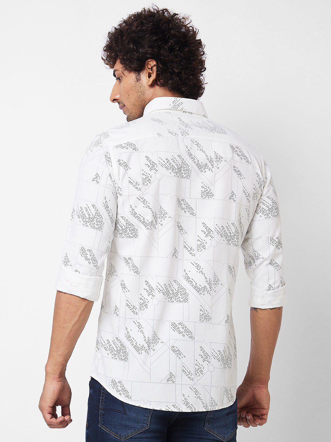SPYKAR Spread Collar Abstract Opaque Printed Cotton Casual Shirt