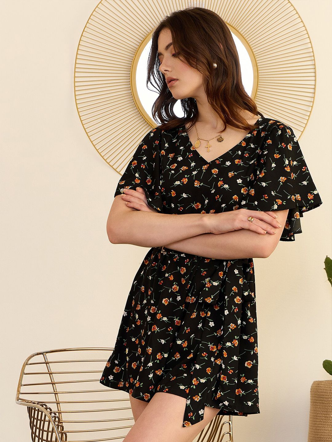 Berrylush Floral Printed V-Neck Playsuit