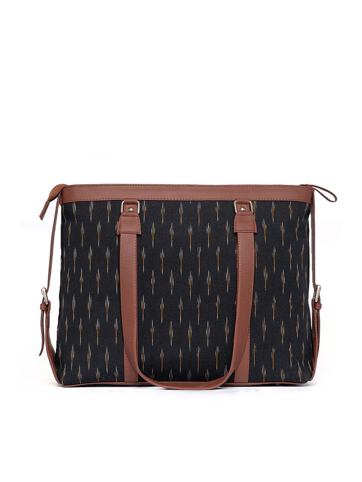 ZOUK Black & White Printed Vegan Leather Sustainable Shoulder 16 Inch Laptop Bag