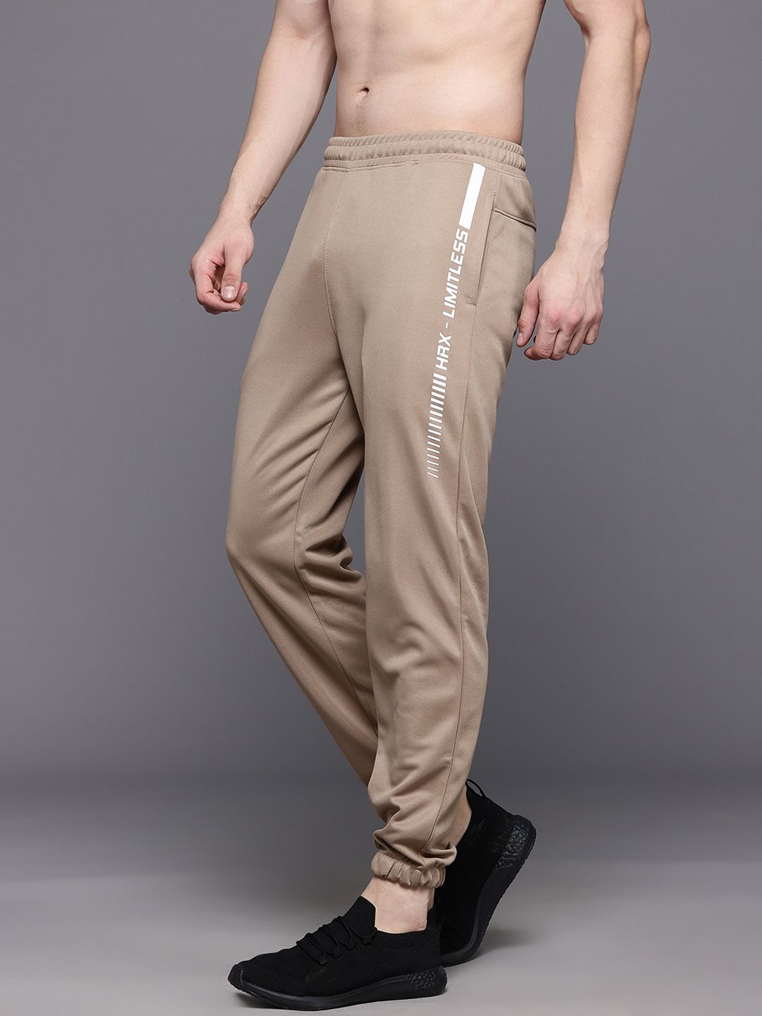 HRX by Hrithik Roshan Men Typography Printed Regular Fit Rapid-Dry Training Joggers
