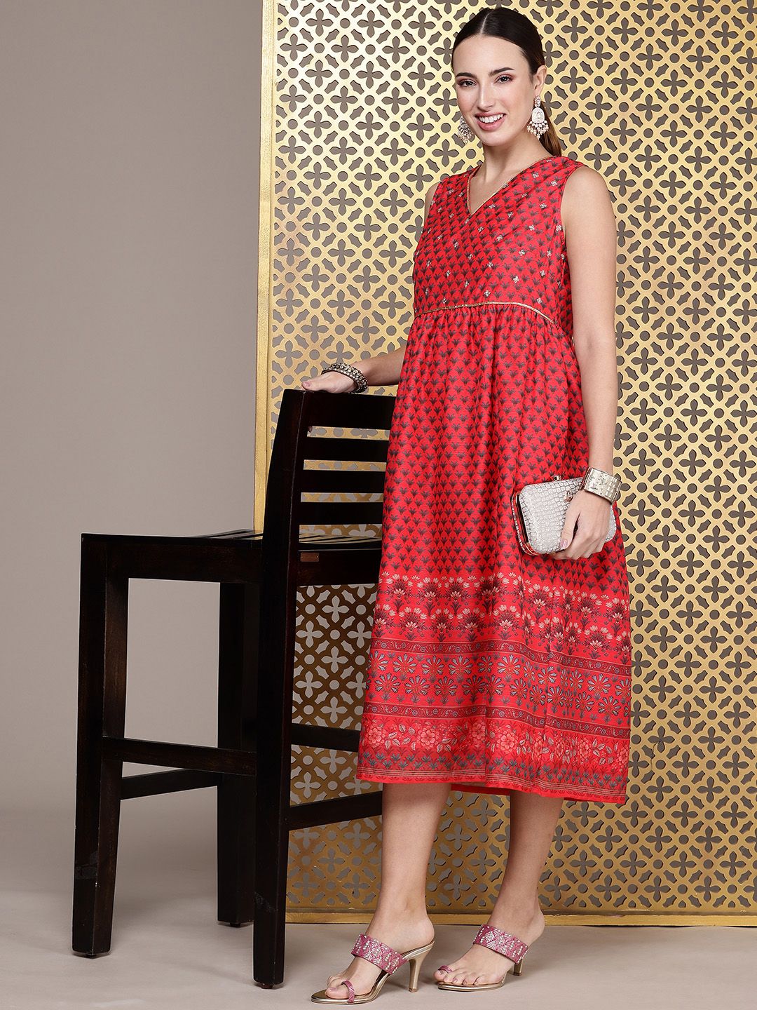 House of Pataudi Floral Printed Sequinned Detailed V-Neck A-Line Midi Jashn Dress