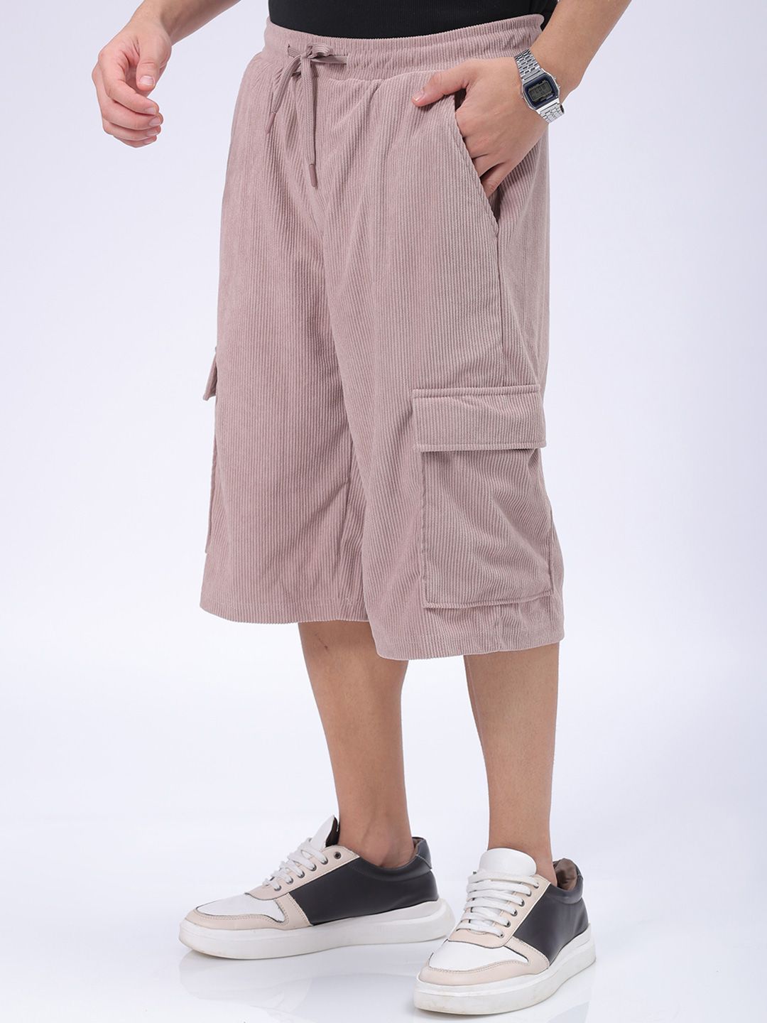 The Indian Garage Co Men Loose Fit Cargo Shorts