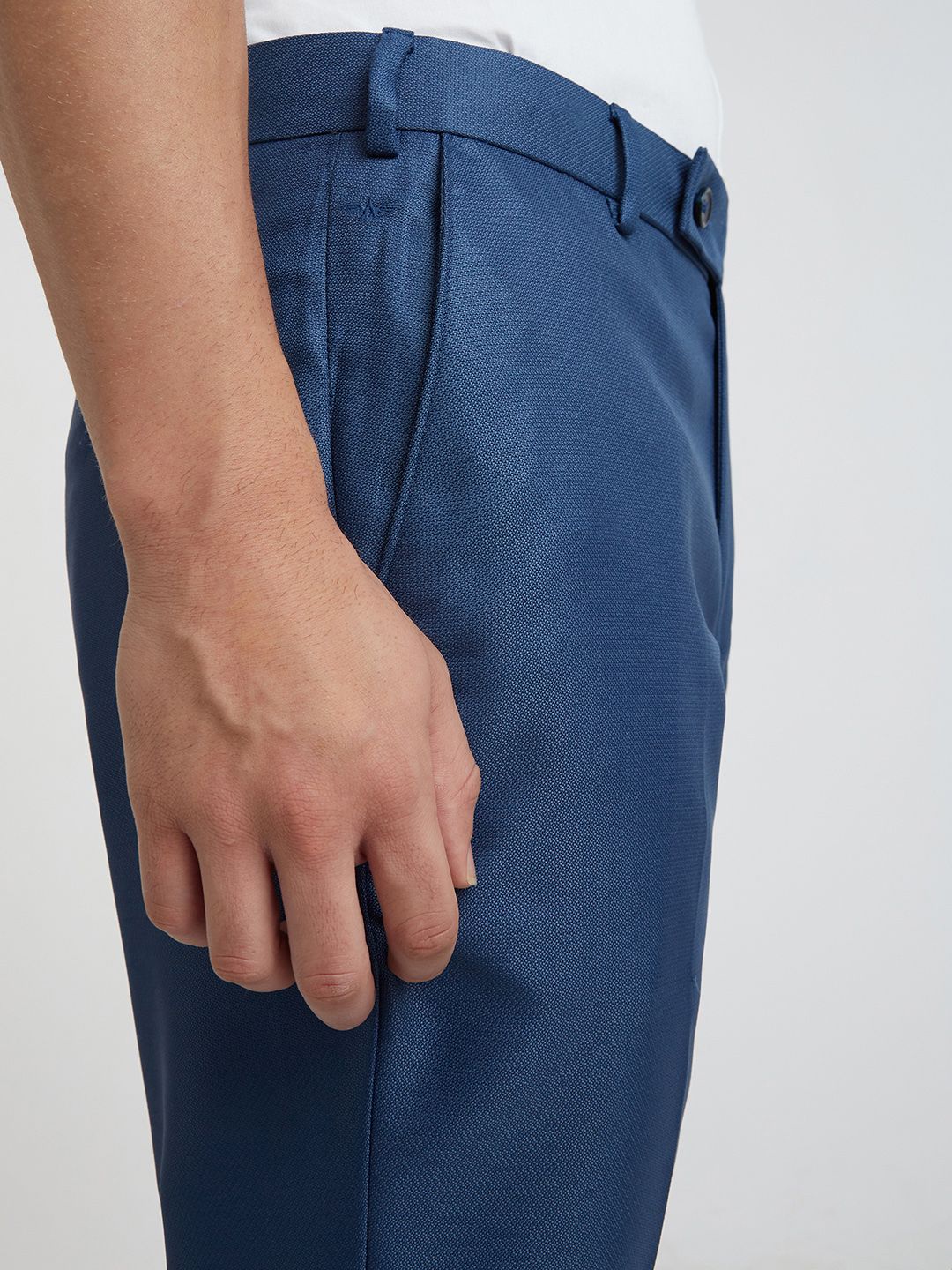 Park Avenue Men Textured Formal Trousers